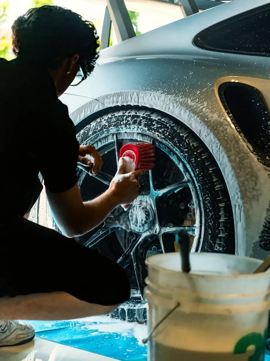 Lavage extérieur à la main — Porsche GT3 RS